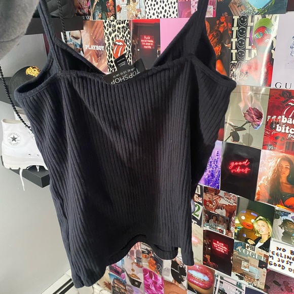 Tank top - Picture 2 of 3